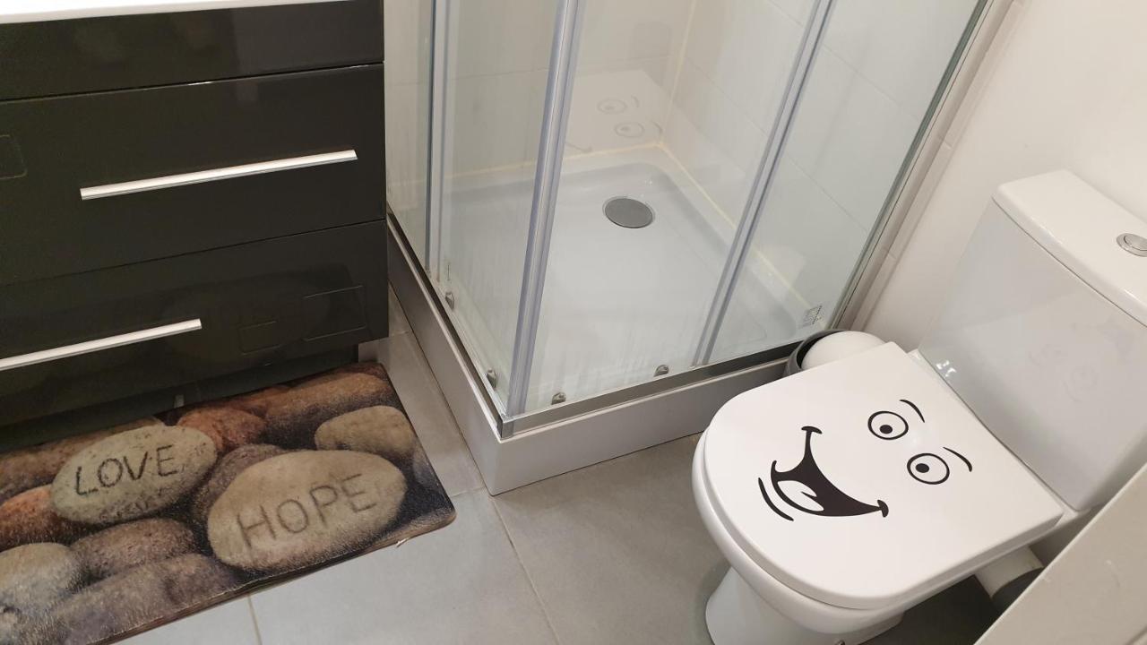 Bel Appartement T2 Climatise Avec Piscine Poitiers-Futuroscope-Creps De Poitiers Vouneuil-sous-Biard Luaran gambar