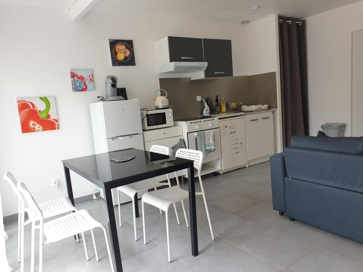 Bel Appartement T2 Climatise Avec Piscine Poitiers-Futuroscope-Creps De Poitiers Vouneuil-sous-Biard Luaran gambar