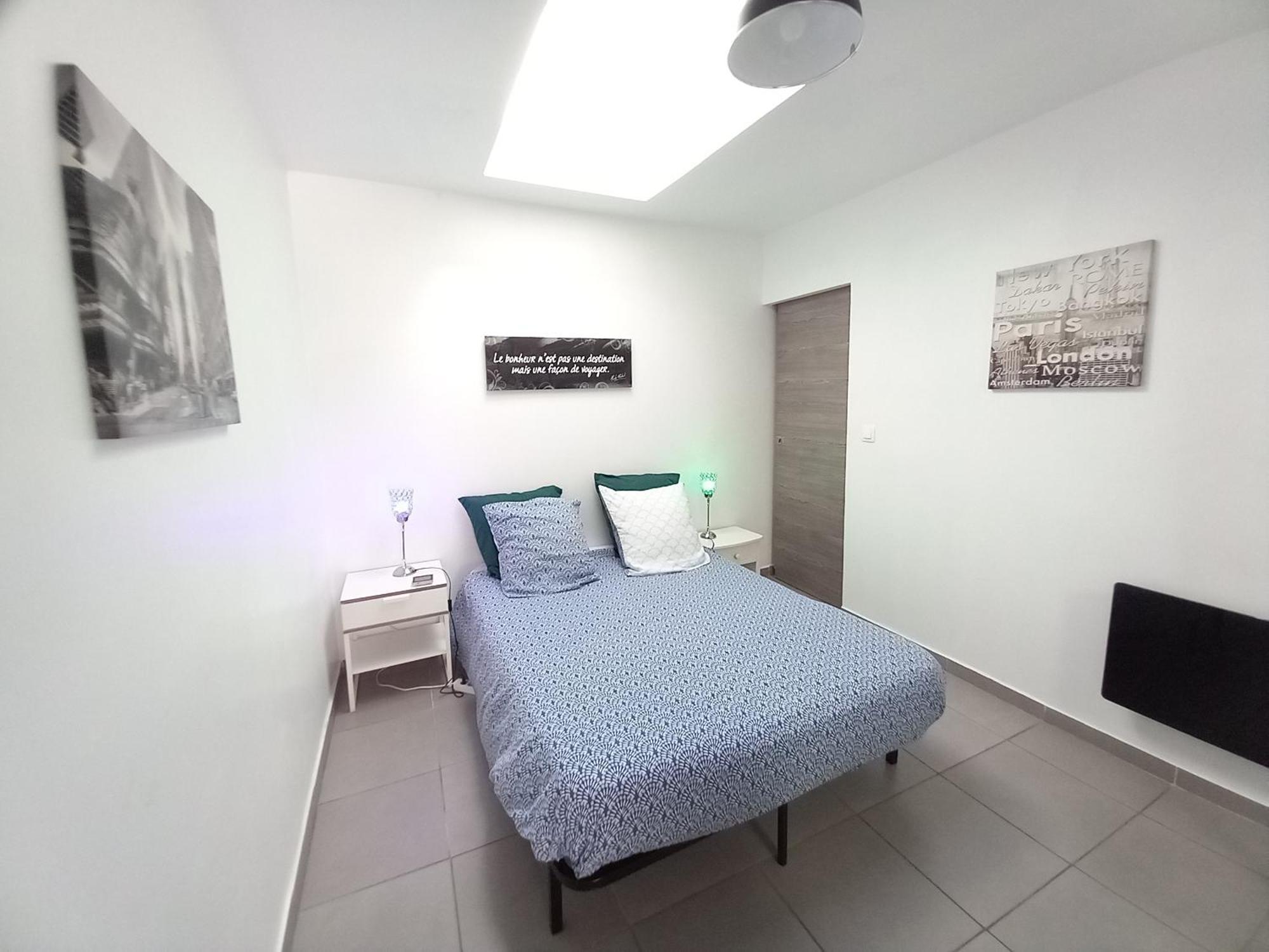Bel Appartement T2 Climatise Avec Piscine Poitiers-Futuroscope-Creps De Poitiers Vouneuil-sous-Biard Luaran gambar